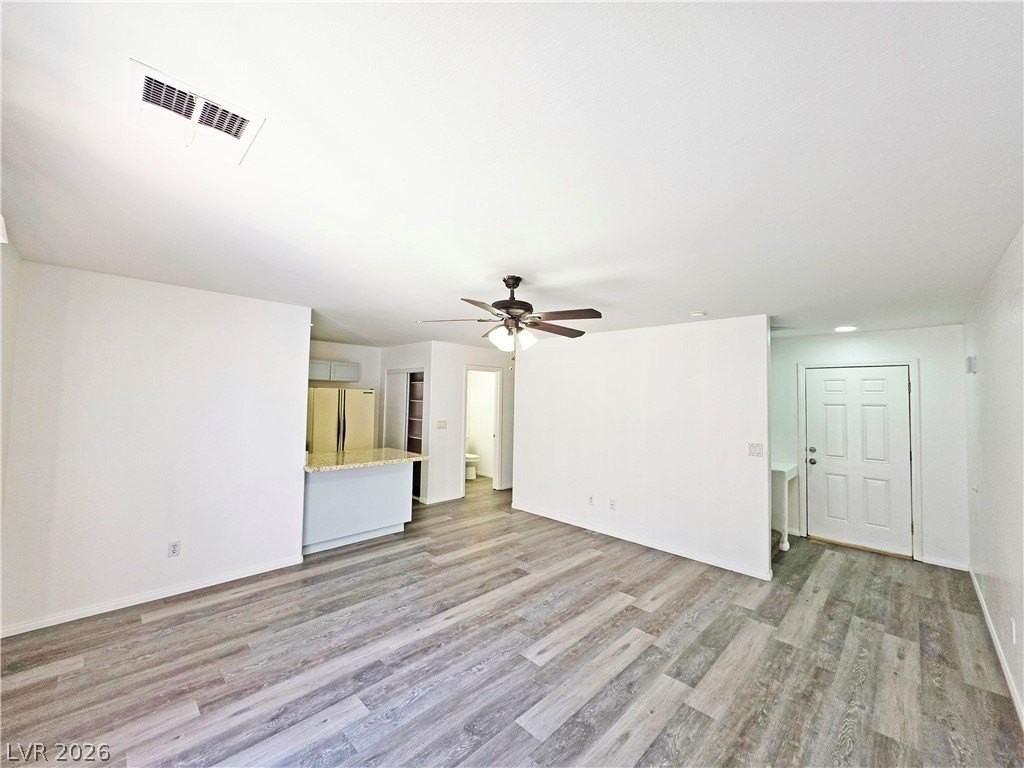 670 Bourbon St #2 - Photo 4 of 40