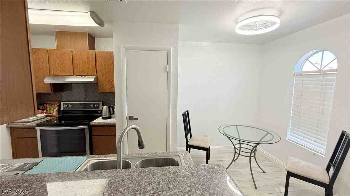 3606 Di Salvo Dr #133 - Photo 5 of 24