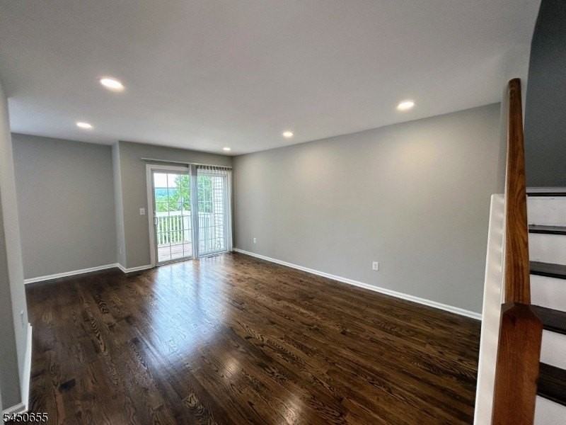 2501 Vantage Ct - Photo 5 of 29