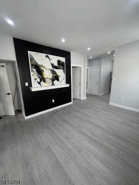 624 Madison Ave - Photo 4 of 9