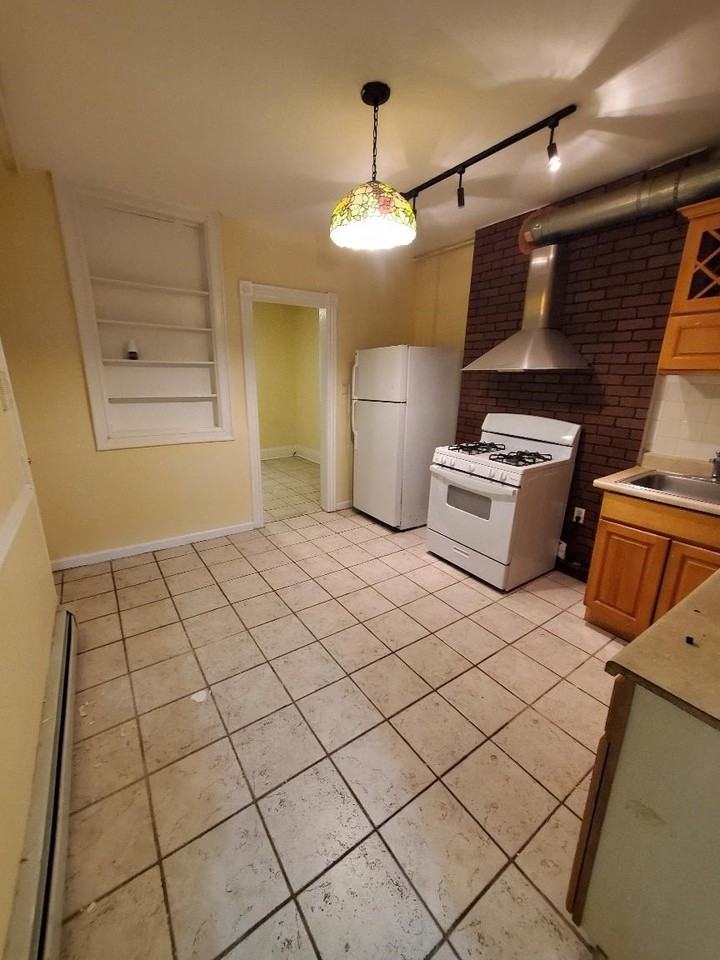 41 Harmon St #1 - Photo 6 of 16
