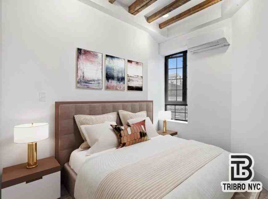 103 Berry St - Photo 3 of 7
