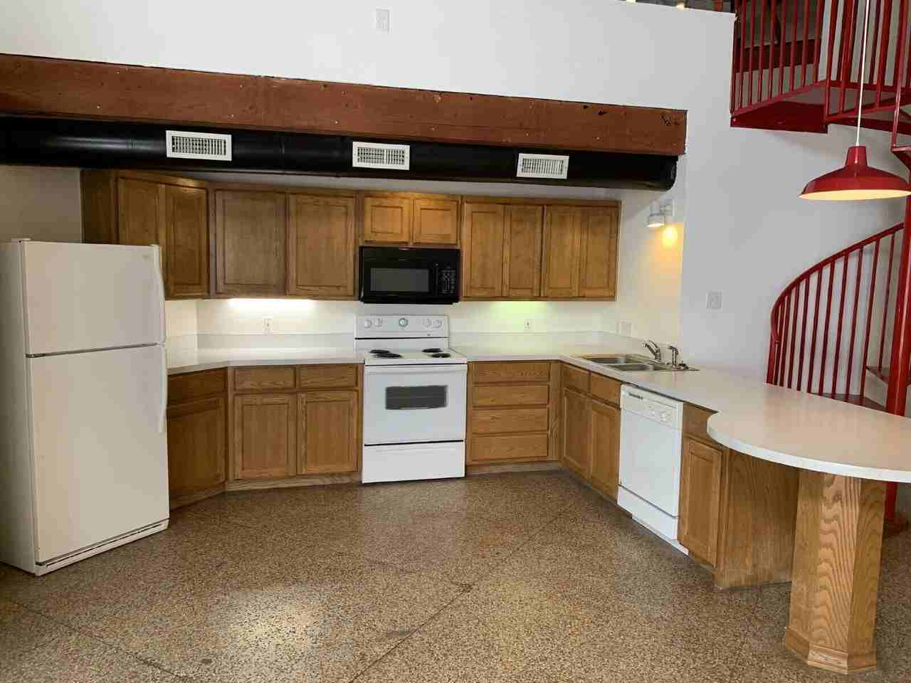 1401 Avenue J #1602 - Photo 3 of 11