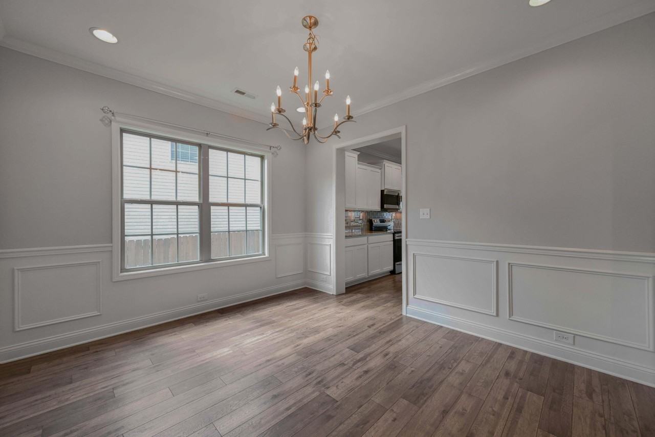 4155 Sperling Dr - Photo 6 of 30