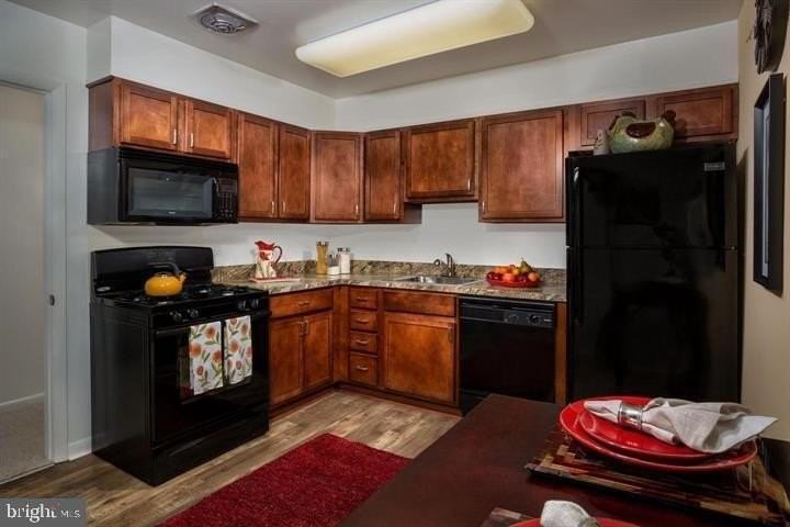 6009 Hunt Ridge Rd - Photo 4 of 20