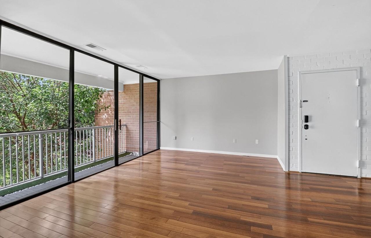 788 Quince Orchard Blvd - Photo 3 of 14