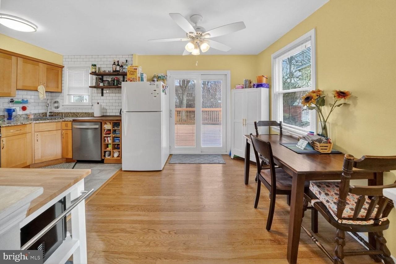 4409 30th St - Photo 4 of 20