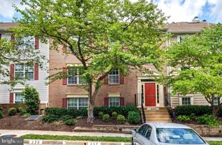 12102 Green Leaf Ct - Photo 1 of 1