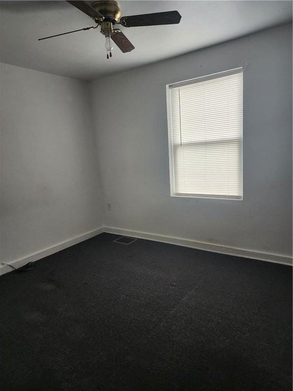 724 E Barner St - Photo 6 of 7