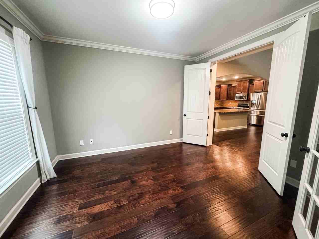 1229 Grainfield Cv - Photo 3 of 20