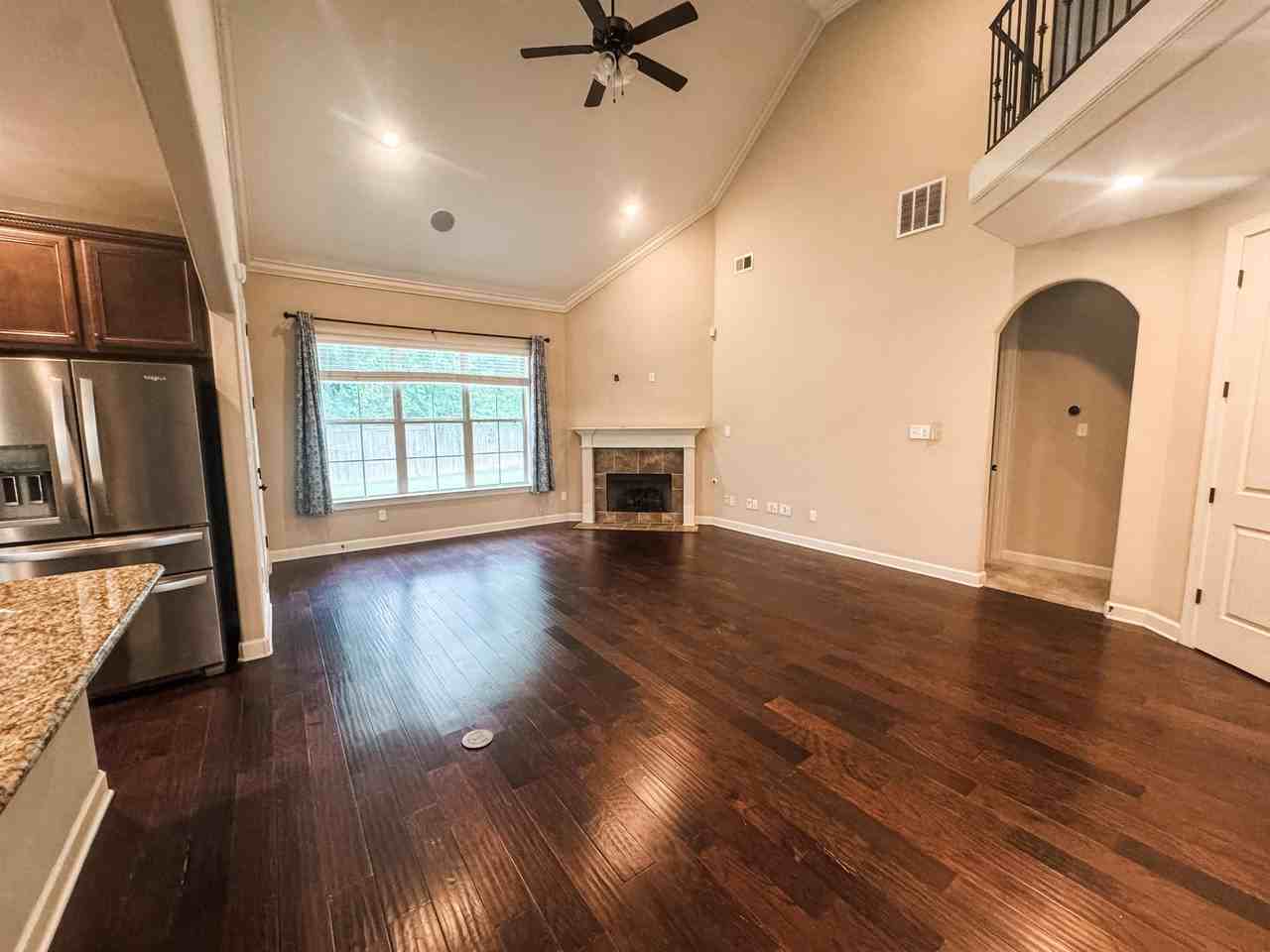 1229 Grainfield Cv - Photo 5 of 20