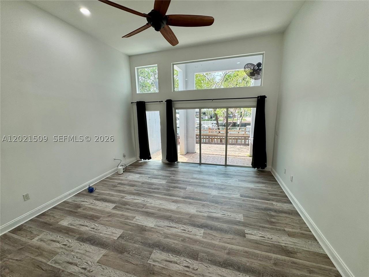 2408 Ne 135th St #2408 - Photo 7 of 38