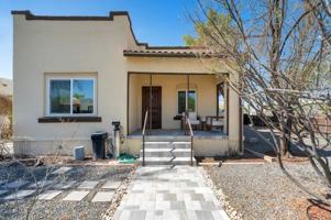 featured image of 302 E Adams St