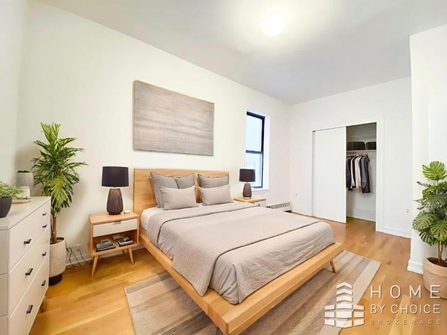 350 W 110th St - Photo 4 of 7