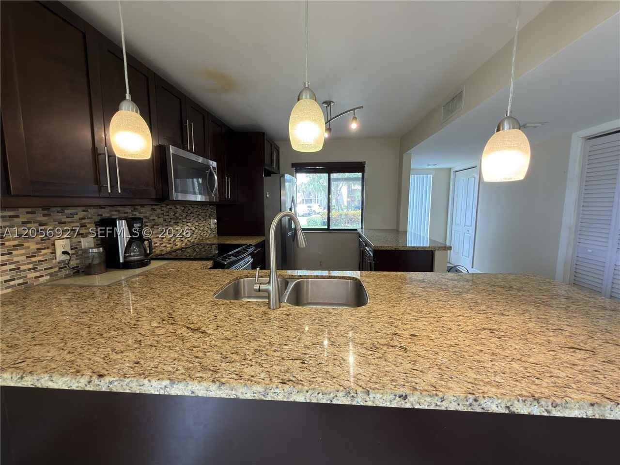 320 Racquet Club Rd #104 - Photo 7 of 15