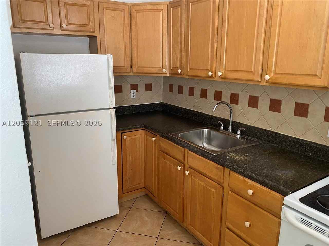 5616 Arthur St - Photo 7 of 18