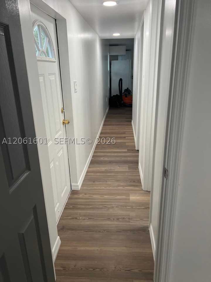 13111 Sw 9th St #13111 - Photo 2 of 7