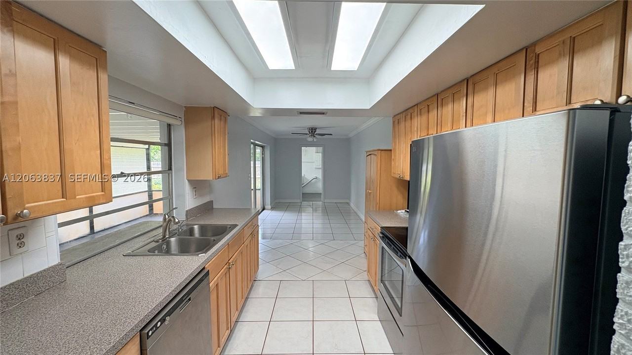 4440 Nw 4th Ct #4440 - Photo 7 of 24