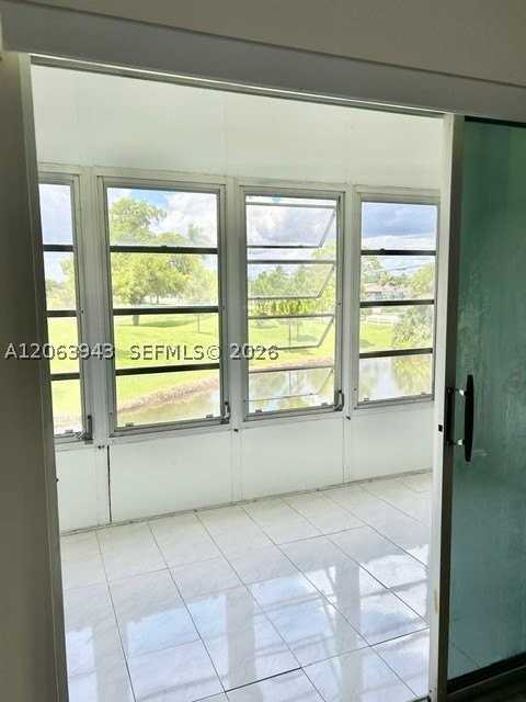 2431 Sw 82nd Ave #204 - Photo 6 of 22