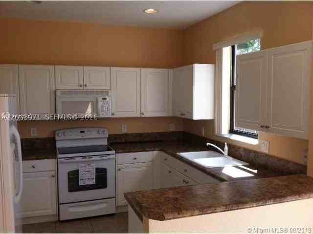 11254 Sw 236th Ln #11254 - Photo 5 of 19