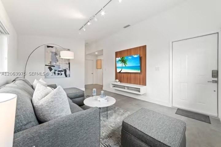 2776 W 71st Pl - Photo 7 of 35
