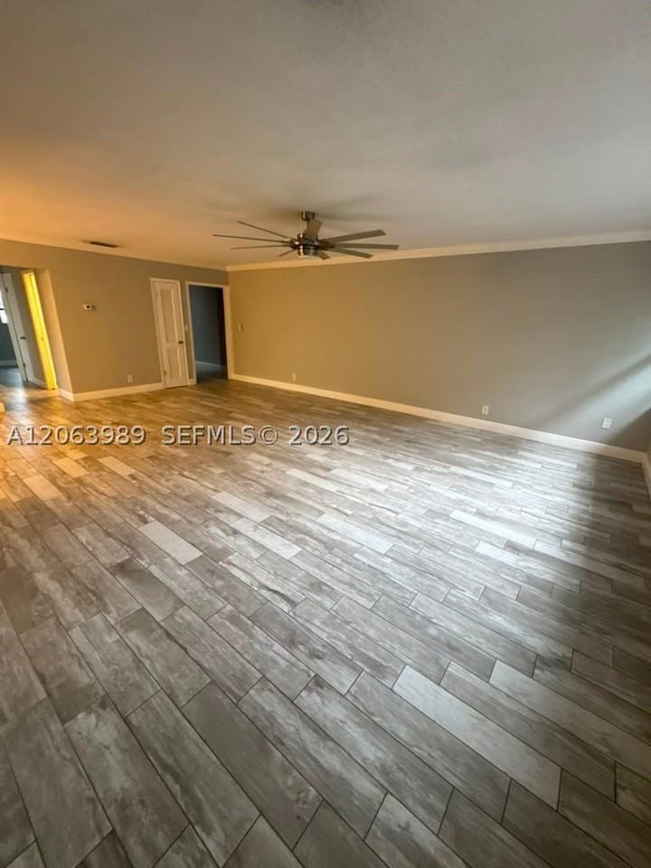 2020 Ne 33rd St #2020 - Photo 5 of 16
