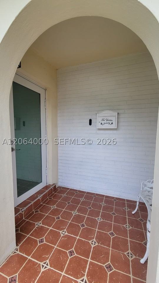 11340 Sw 48th St - Photo 4 of 17