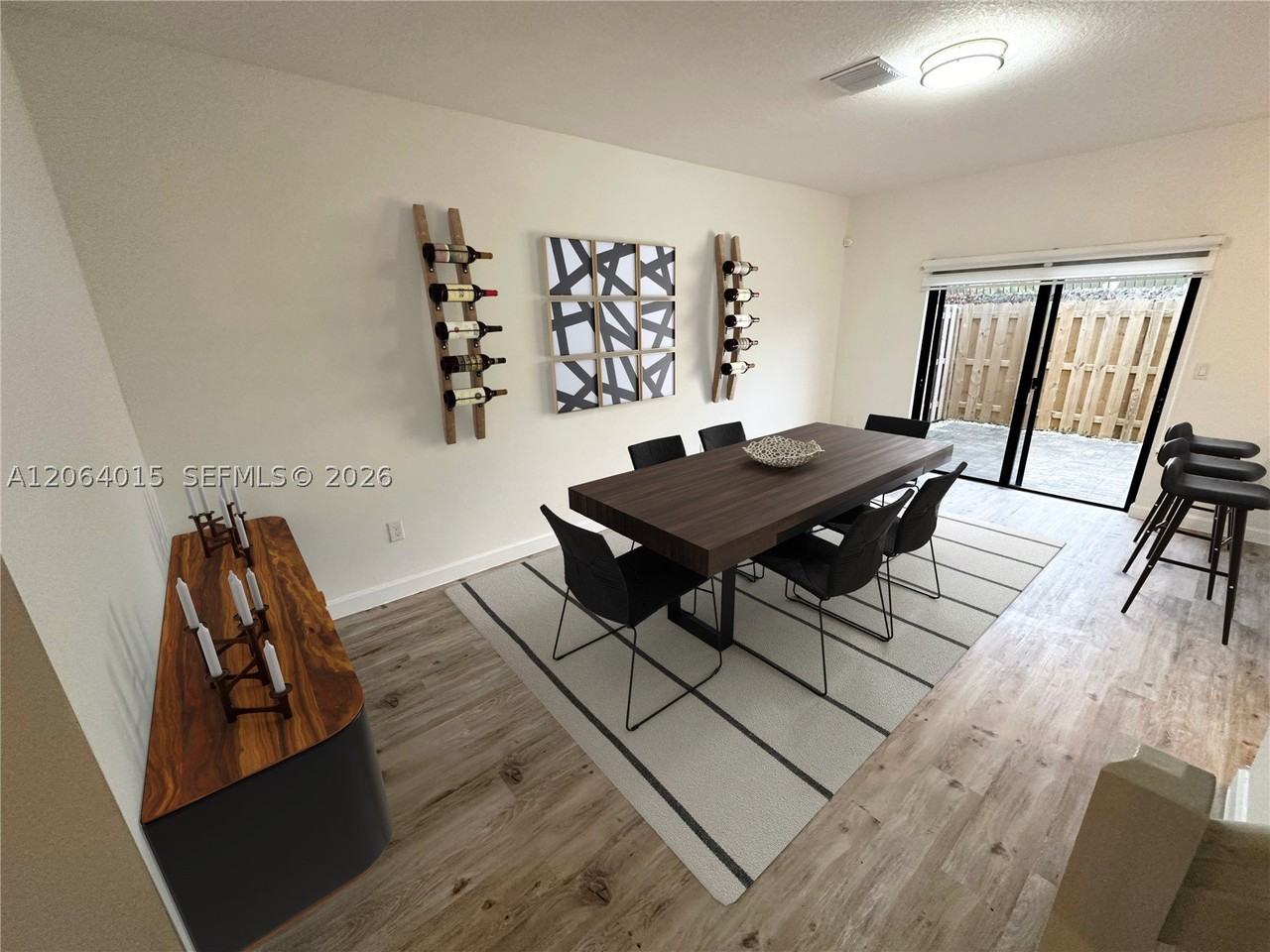 967 Ne 211th St - Photo 5 of 24