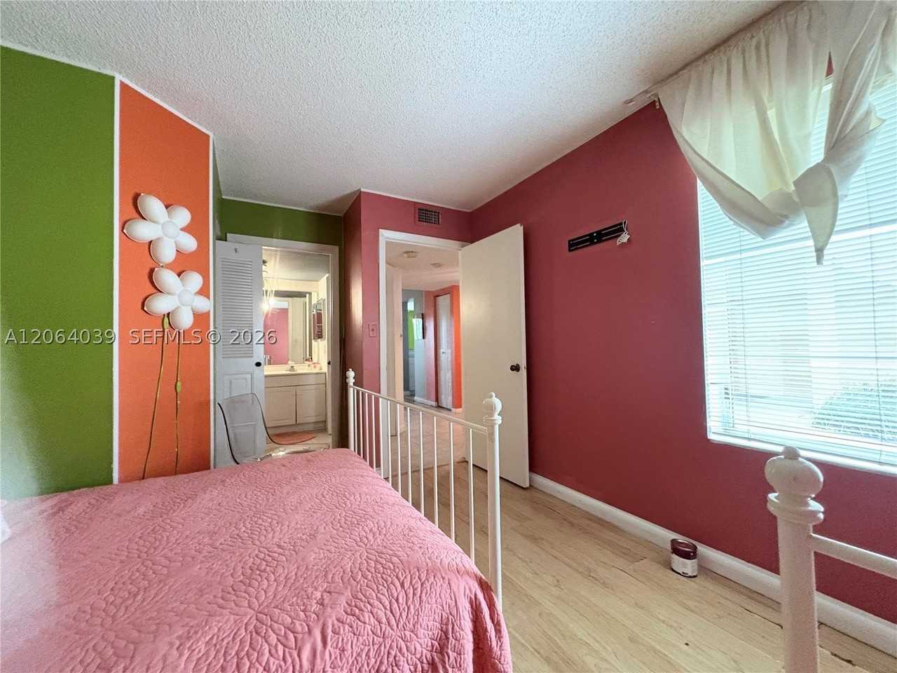 929 Coral Club Dr #929 - Photo 4 of 35