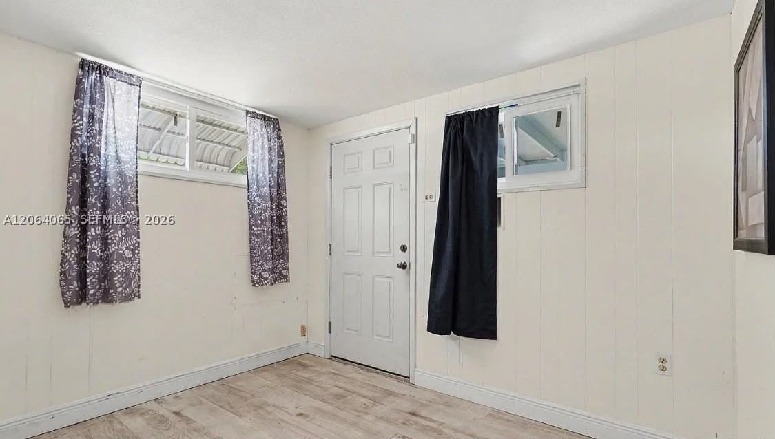 2184 Dordon Dr #0 - Photo 4 of 14