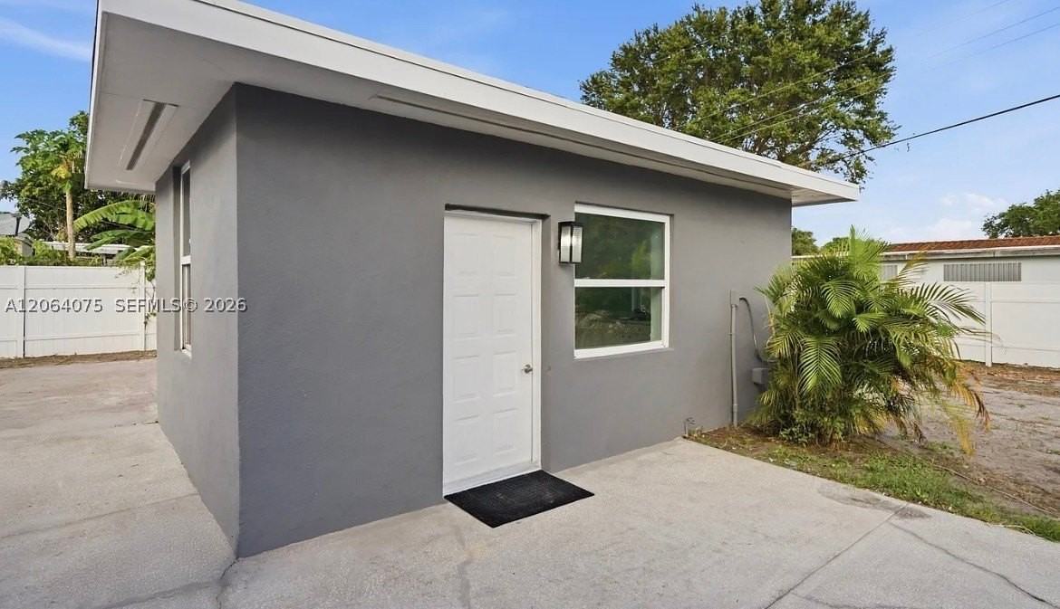 434 Australian Cir - Photo 7 of 10