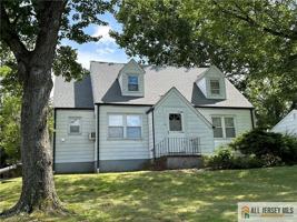 featured image of 351 Metlars Ln
