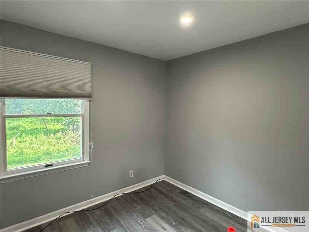 351 Metlars Ln - Photo 6 of 10