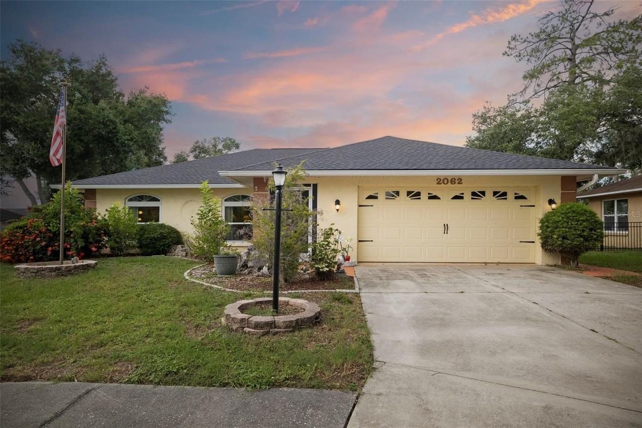 2062 Old Arbor Ct - Photo 2 of 50