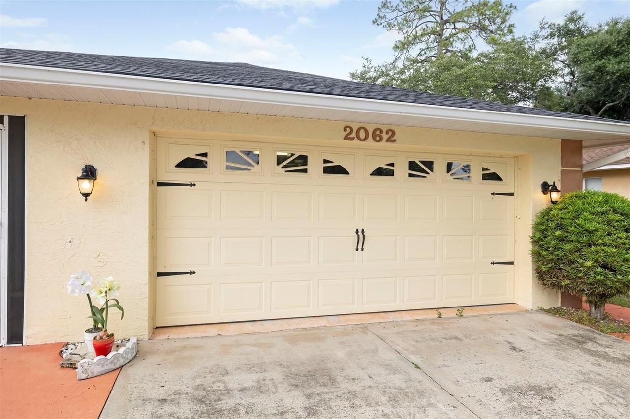 2062 Old Arbor Ct - Photo 6 of 50