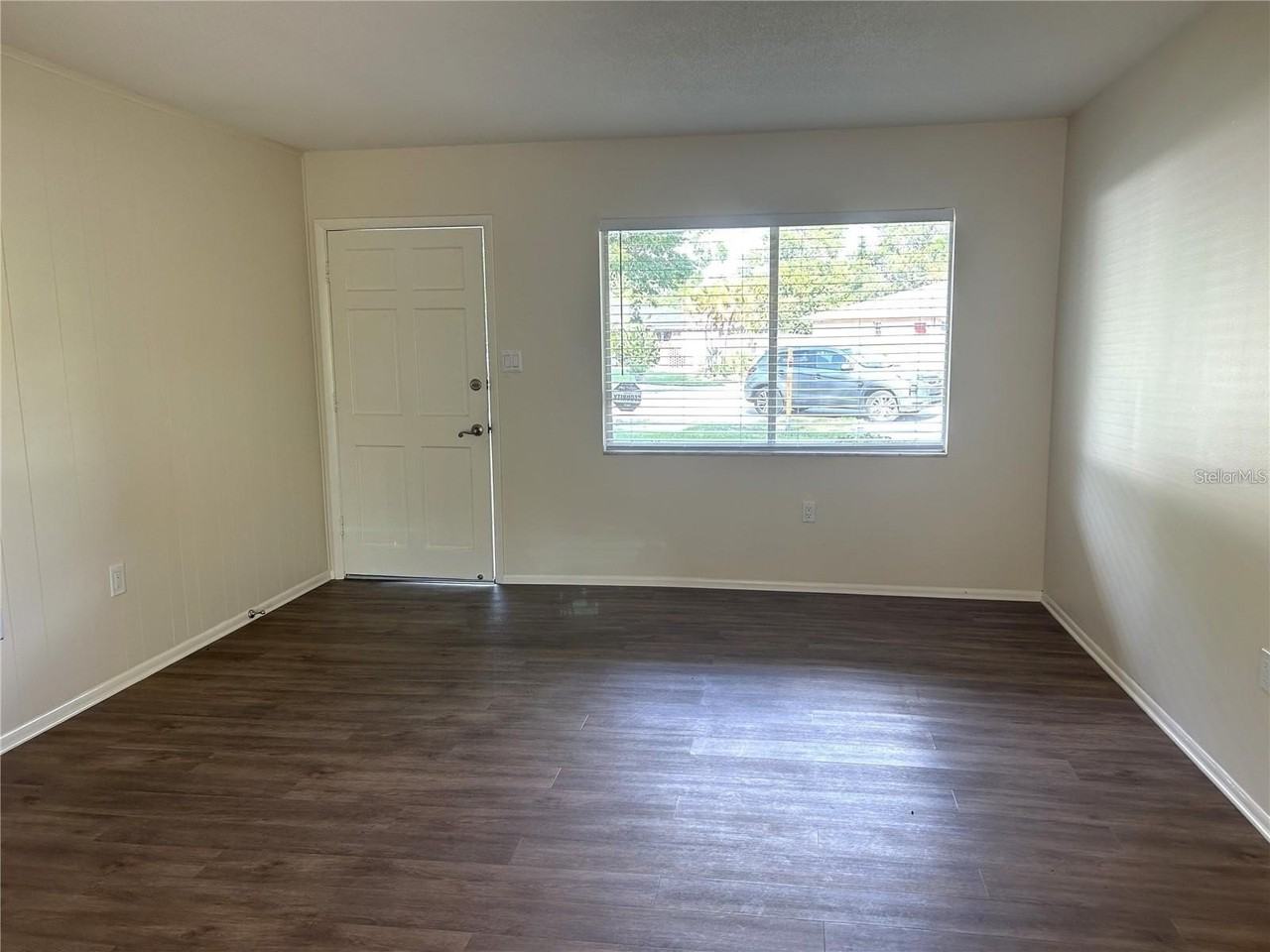 3646 Radnor Pl - Photo 3 of 32