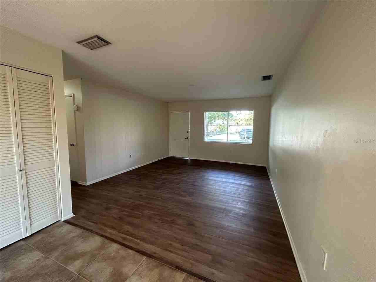 3646 Radnor Pl - Photo 4 of 32