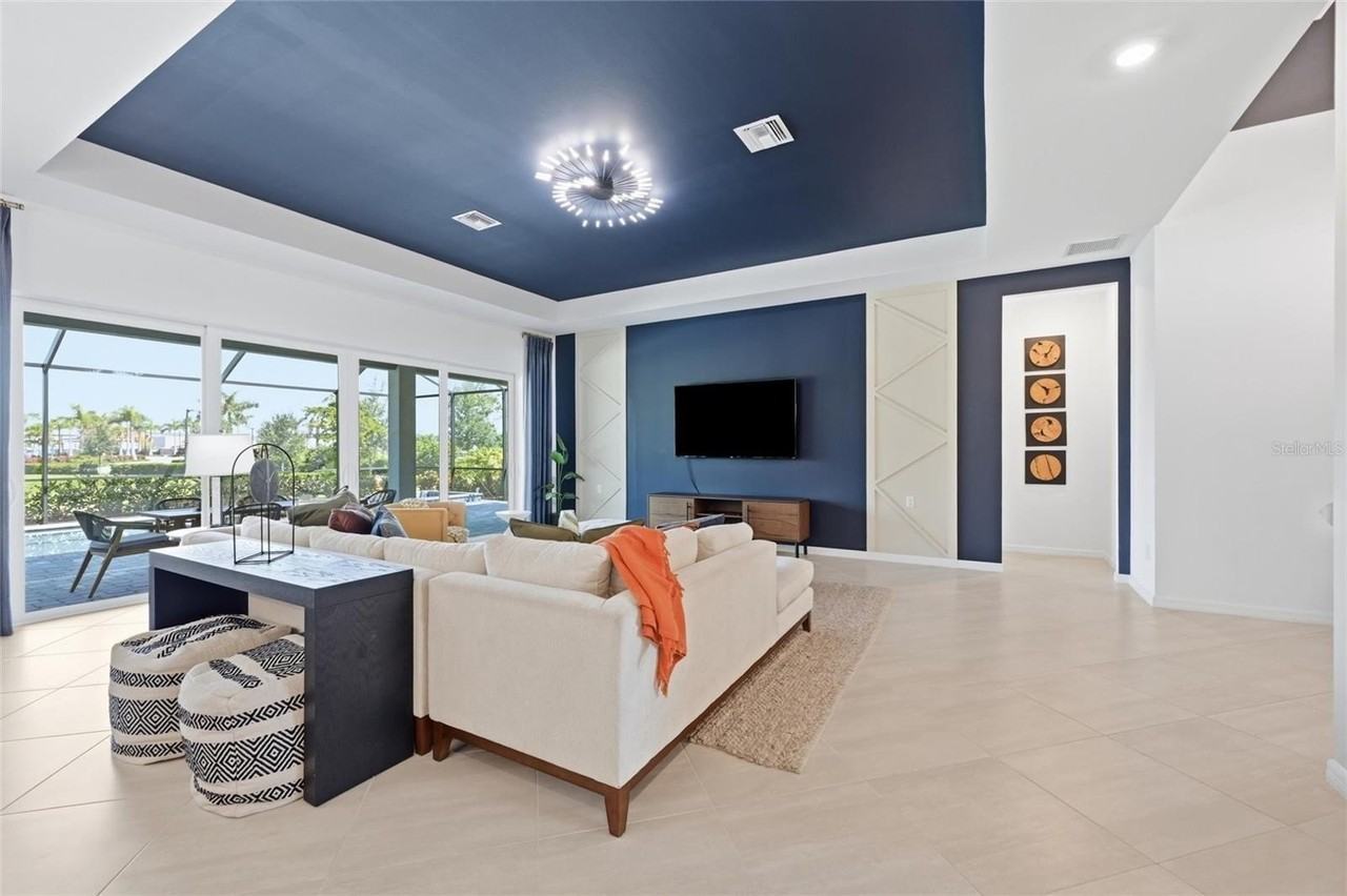 17139 Jadestone Ct - Photo 7 of 50