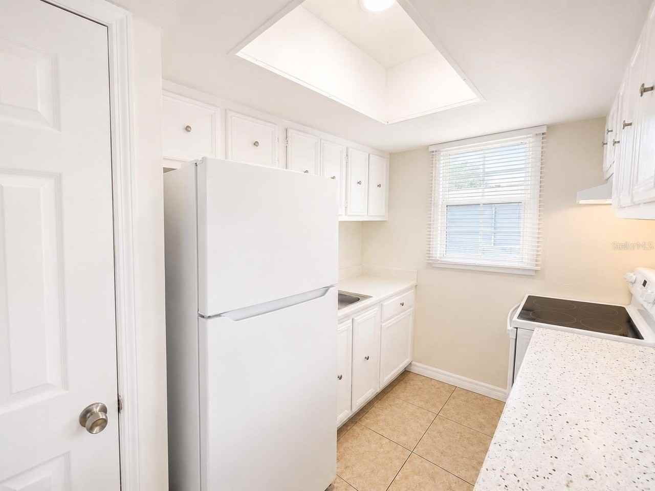 2759 L B Mcleod Rd #C - Photo 5 of 10