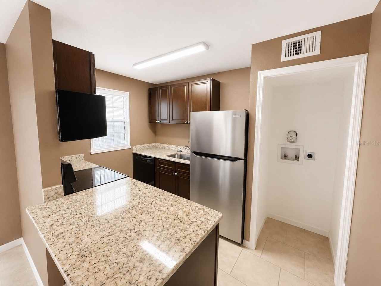 2763 L B Mcleod Rd - Photo 5 of 12