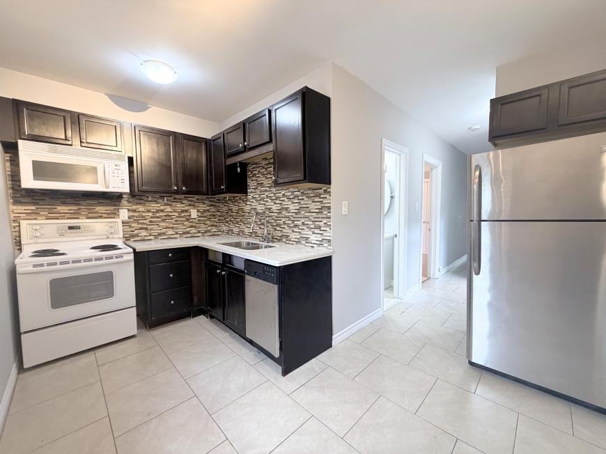 189 Stinson St - Photo 2 of 10