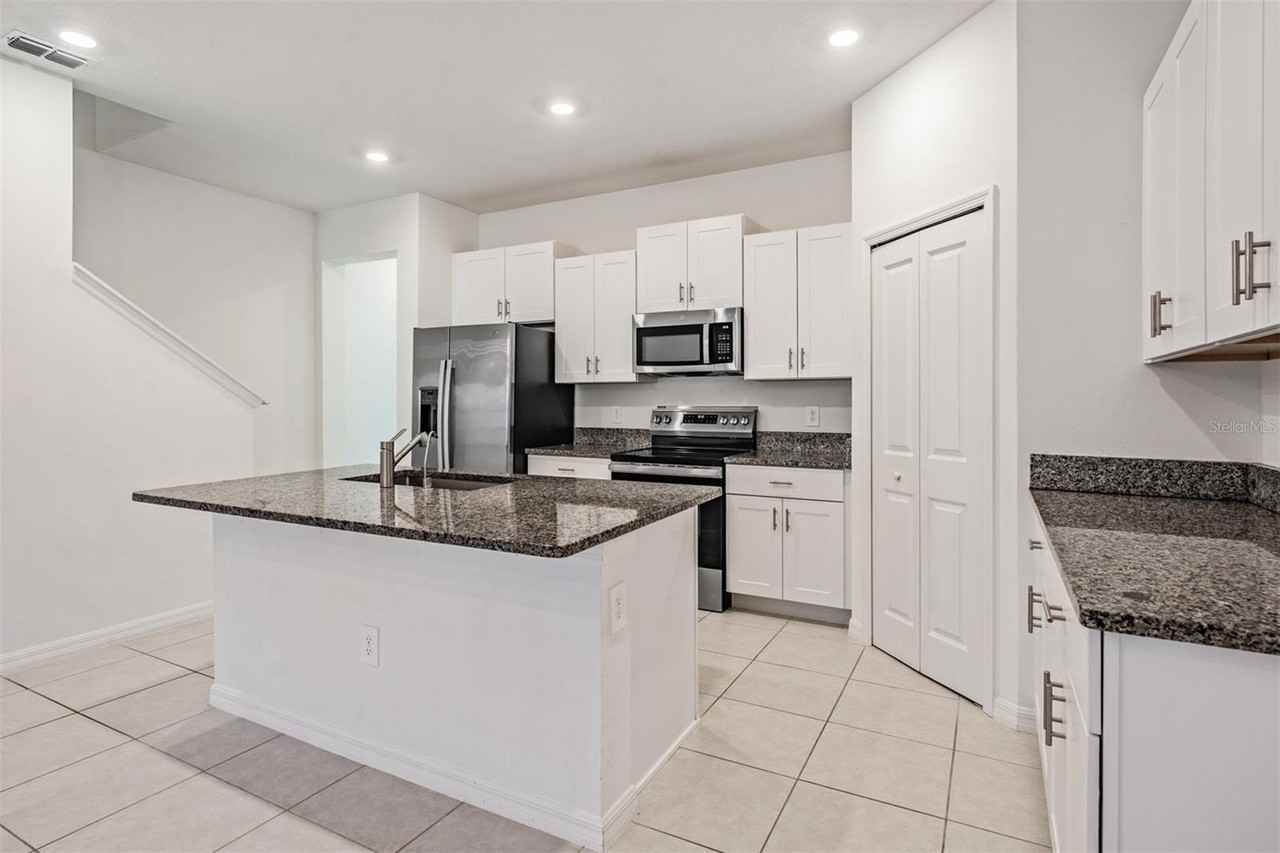 4607 Tuscan Loon Dr - Photo 7 of 46