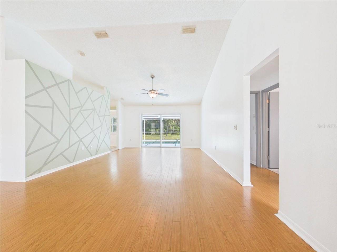 9434 Holnwon Ct - Photo 2 of 45