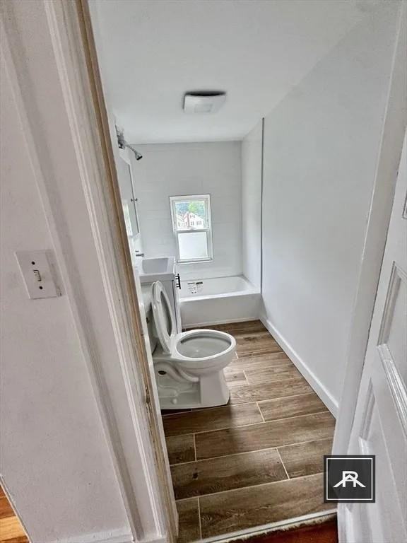 145 Lagrange St - Photo 5 of 10