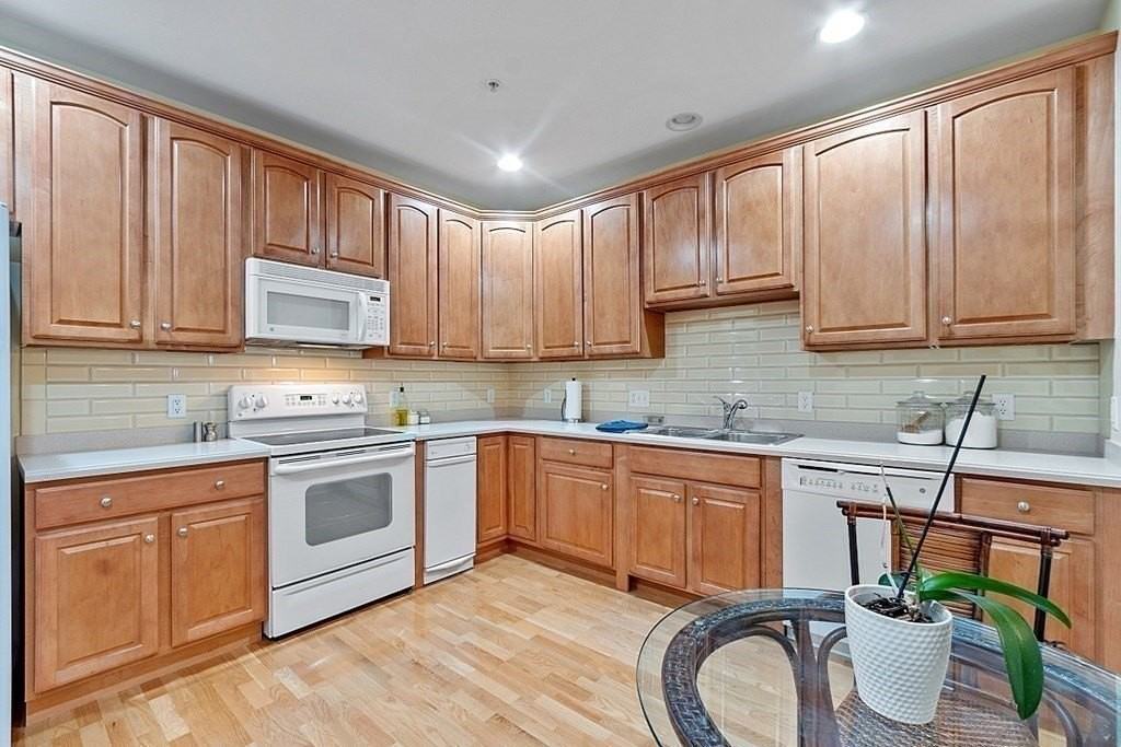 170 Haverhill St #136 - Photo 5 of 22
