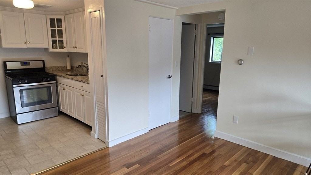 108 E Main St #10 - Photo 3 of 30