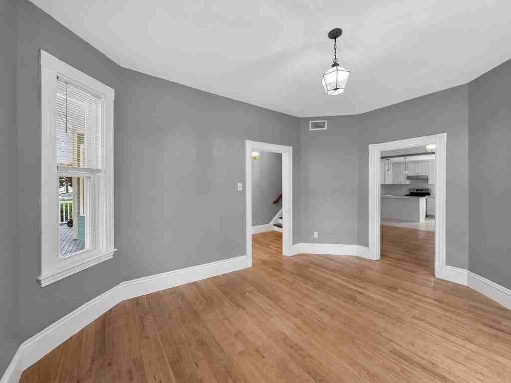 70 Holbrook Ave #R - Photo 3 of 20