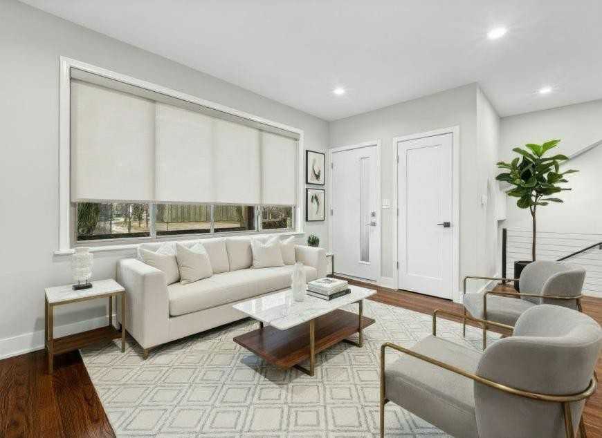 2850 W Henderson St - Photo 5 of 10