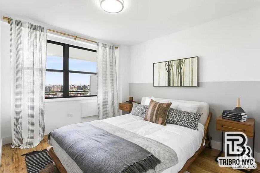 1407 31st Ave - Photo 3 of 6