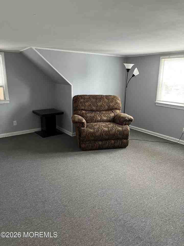903 Catherine St - Photo 4 of 13